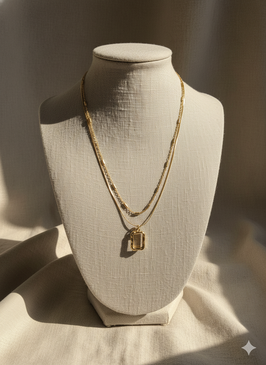 🌙 Golden Halo Necklace ✨