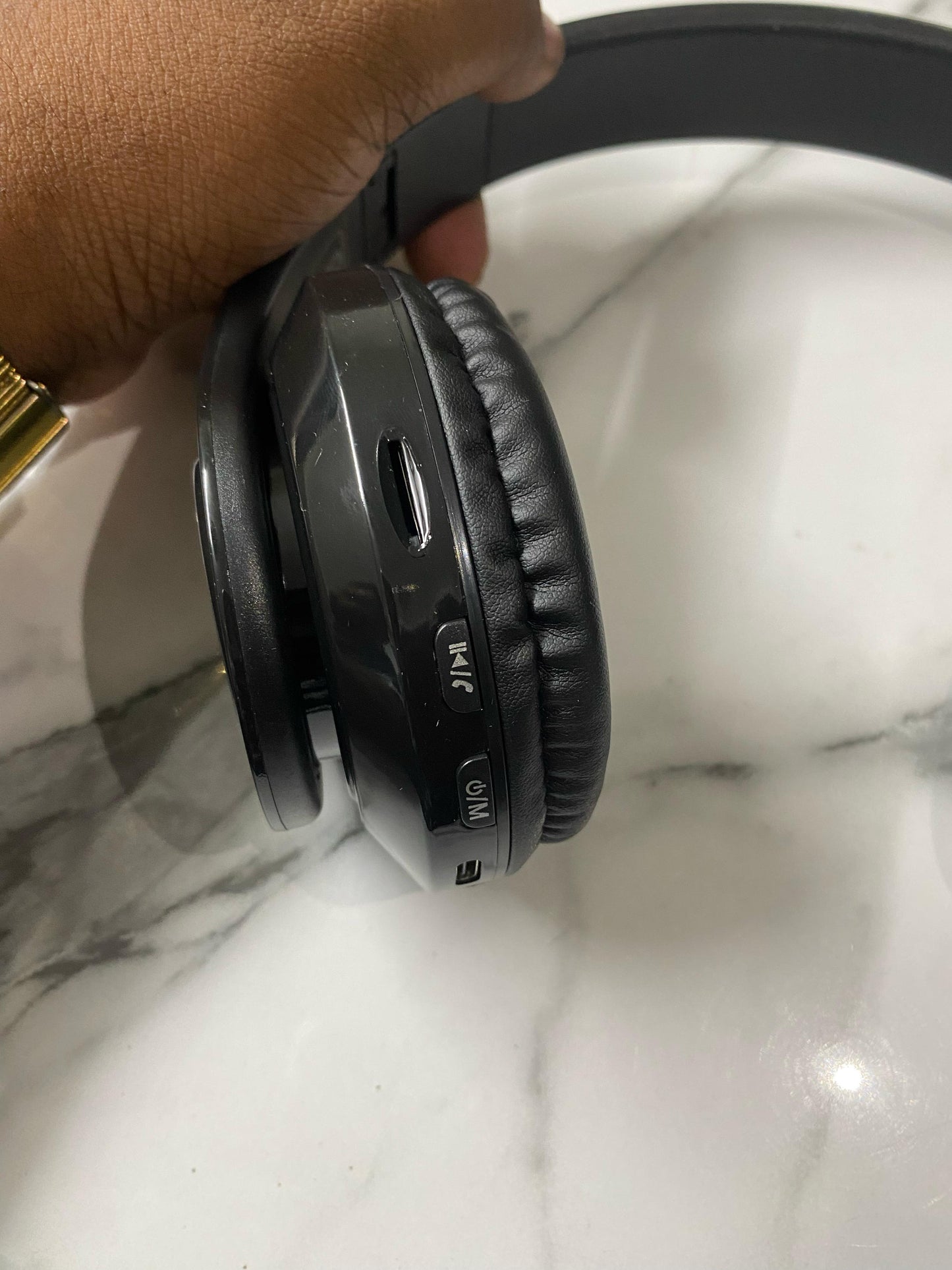 ๐ง boAt Rockerz 550 Wireless Over-Ear Headphones โ Immersive Sound | Long Battery | Stylish RGB Lights