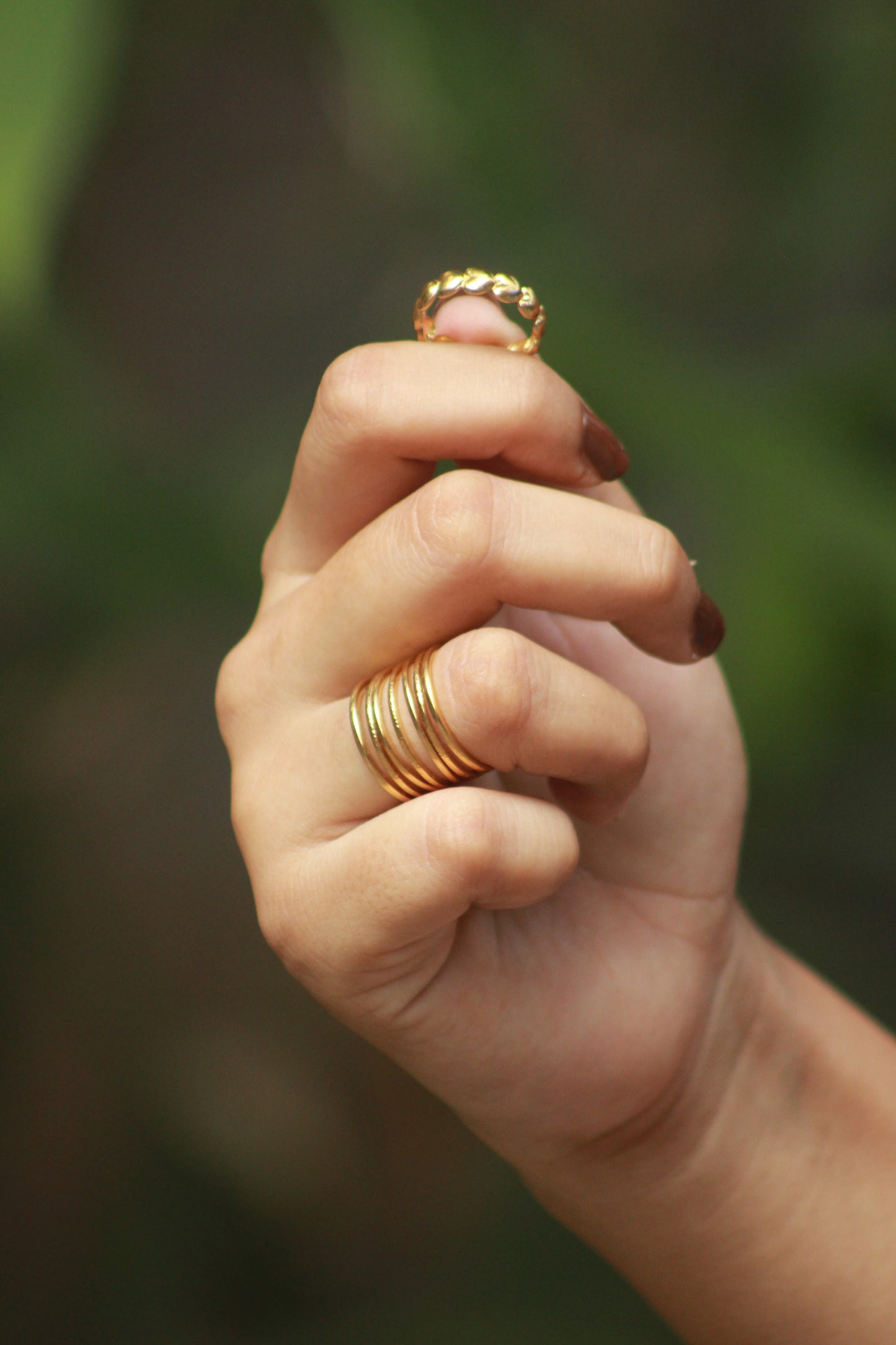 ✨ The Gleam Band Ring – Subtle Brilliance, Enduring Charm