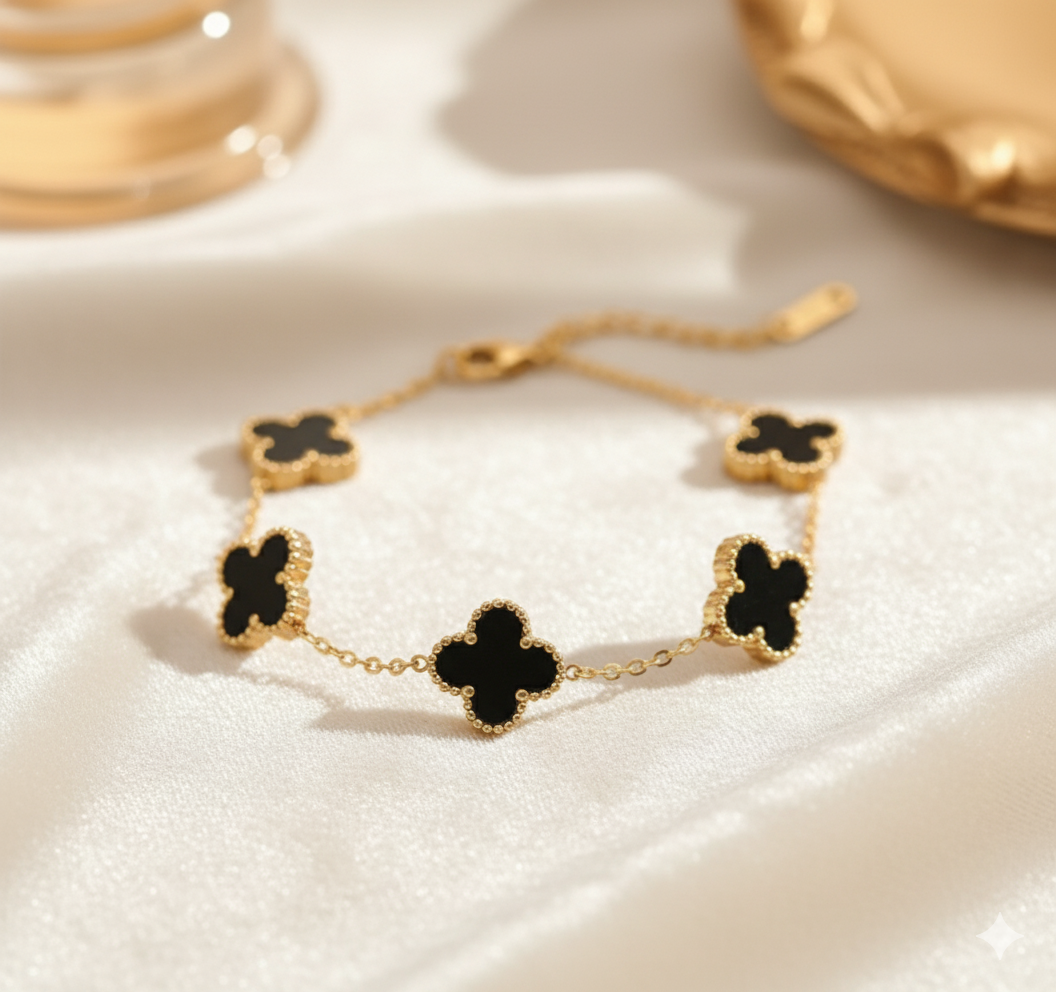 🖤 The Noir Bloom Bracelet – Timeless Elegance in Black & Gold