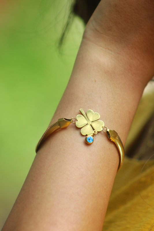 🍀 Fortune Bloom Bracelet ✨